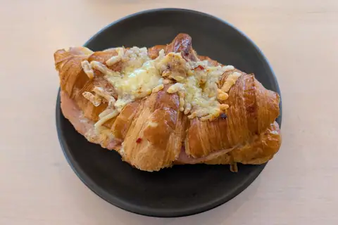 Ovenly Coffee and Oriental Pastries photo 2